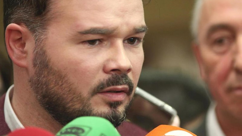 ep el portavoz de erc en el congreso gabriel rufian i ofrece declaraciones a la prensa tras