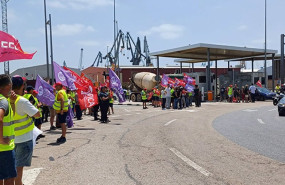 ep el seguimiento de la segunda jornada de la huelga en fertiberia ha sido cercano al 100 segun