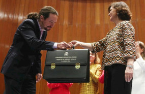 ep el vicepresidente de derechos sociales y agenda 2030 pablo iglesias recibe su cartera de manos de