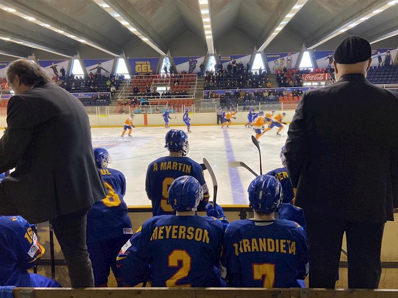 ep imagen del partido entre espana y los paises bajos del preolimpico de hockey hielo