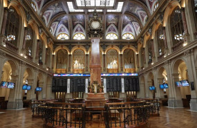 ep interior del palacio de la bolsa a 22 de abril de 2022 en madrid espana ep interior del palacio de la bolsa a 22 de abril de 2022 en madrid espana
