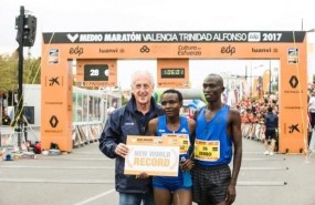 ep joyciline jepkosgei medio maraton valencia trinidad alfonso edp
