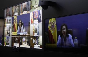 ep la ministradefensa margarita robles envideoconferencialas tropas