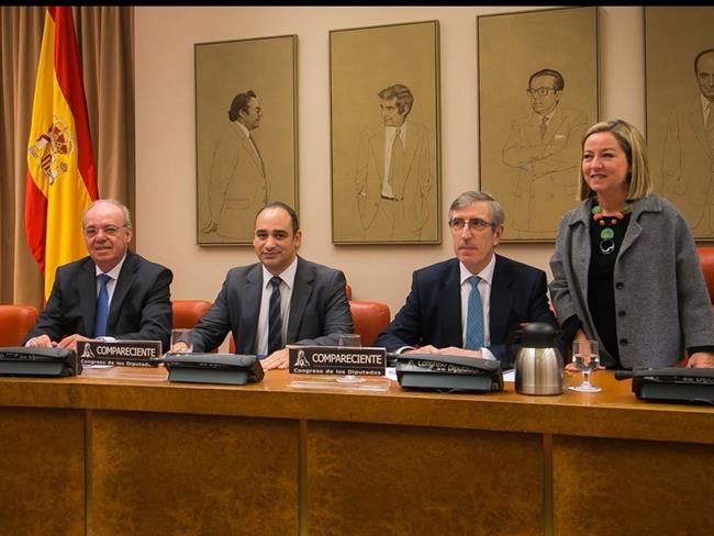El presidente de Caixa d'Estalvis de Pollença, Josep Antoni Cifre,en el Congreso | CONGRESO ep presidentecaixa destalvispollena josep antoni cifreencongreso