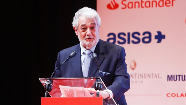 ep tenor placido domingo recibepremiola excelencia enteatrola zarzuela