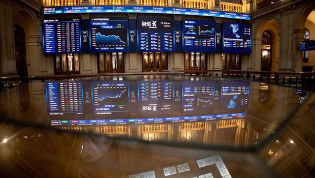 ep un panel del ibex 35 en el palacio de la bolsa a 12 de enero de 2024 en madrid espana las ep un panel del ibex 35 en el palacio de la bolsa a 12 de enero de 2024 en madrid espana las