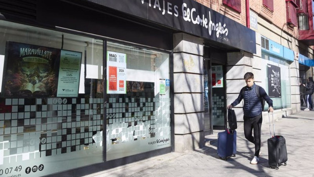 ep una agencia de viajes el corte ingles a 1 de febrero de 2025 en madrid espana