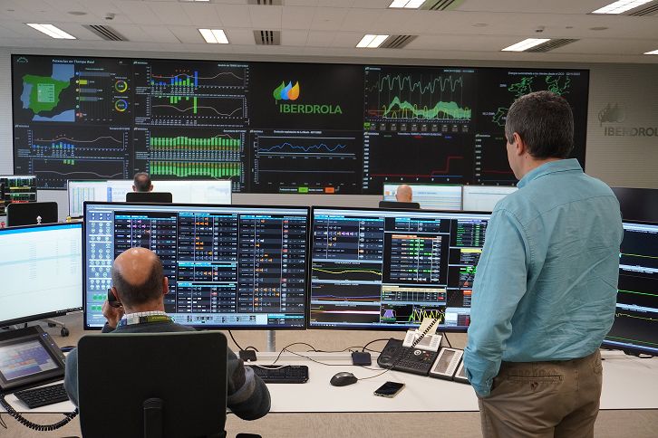 iberdrola integra inteligencia artificial talento humano impulsar 450 proyectos electrificacion 726x484