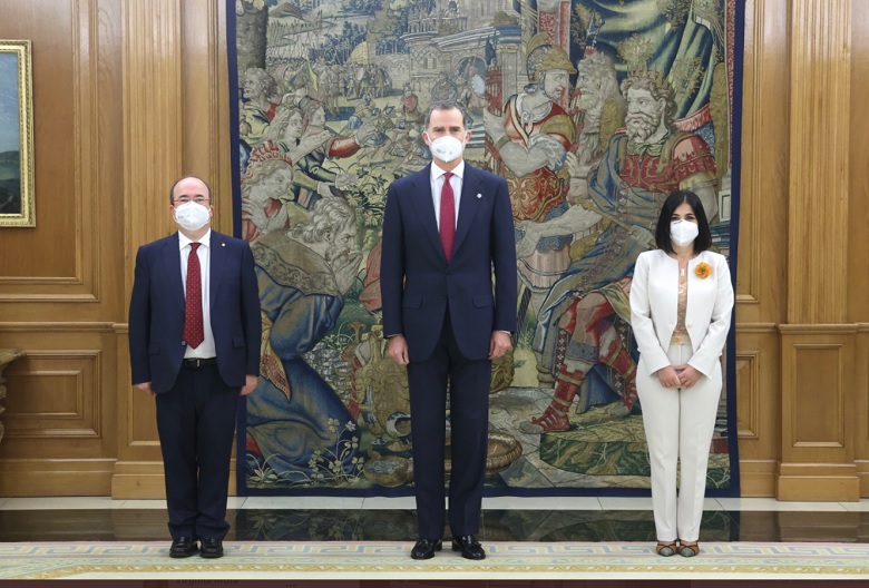 Carolina Darias y Miquel Iceta prometen sus cargos ante el rey Felipe VI