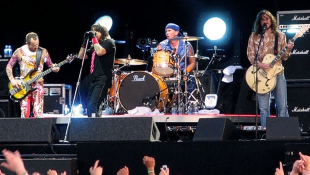 Red Hot Chili Peppers performing at a Pinkpop festival in 2006