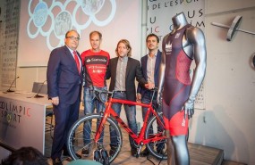 ep abel anton enpresentacionbarcelona triathlon by santander