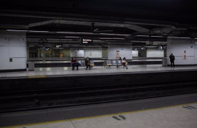 ep archivo   andenes de la estacion de sants de barcelona en una foto de archivo