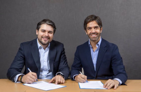 ep archivo   borja oria derecha managing partner de banca de inversion de arcano partners y joaquin