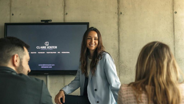 ep archivo   claire joster people first