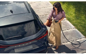 ep archivo   nuevos acabados en la gama hibrida enchufable del nx de lexus
