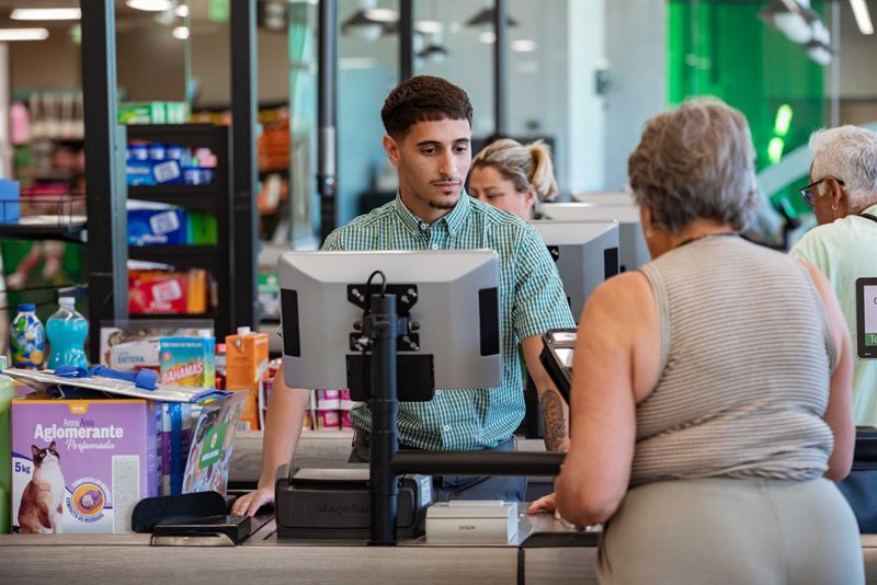 Las ventas minoristas en EEUU se ralentizaron en junio al 0,2%, en línea con lo esperado