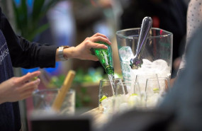 ep archivo   un camarero prepara un coctel en madrid espana a 24 de febrero de 2020