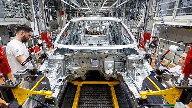 ep archivo   una fabrica de coches en espana
