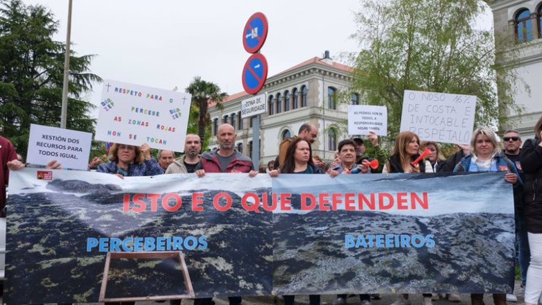 ep concentracion en defensa del sector percebeiro de galicia y contra las chapuzas politica al ep concentracion en defensa del sector percebeiro de galicia y contra las chapuzas politica al