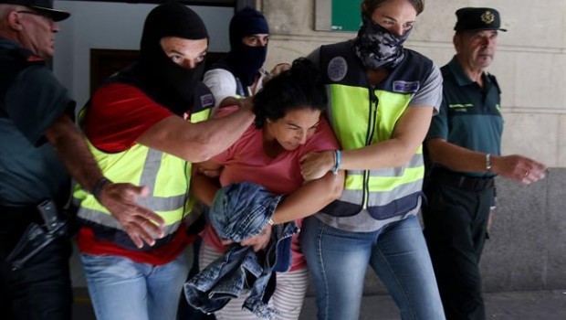 ep detenidostriple crimendos hermanas sevilla