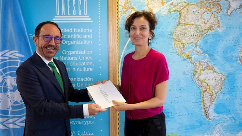 El embajador de España ante la Unesco, Andrés Perelló, y la directora general de la Unesco, Audrey Azoulay | UNESCO - Archivo ep el embajador de espana ante la unesco andres perello y la directora general de la unesco audrey