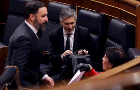 ep el lider de vox santiago abascal pasa ante el ministro de interior fernando grande-marlaska en el