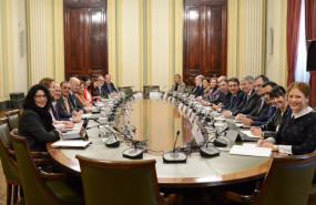 ep el ministro de agricultura pesca y alimentacion luis planas aborda con el comite de direccion del