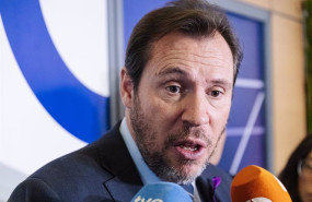 ep el ministro de transportes y movilidad sostenible oscar puente en la firma de la ampliacion del