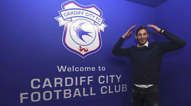 Emiliano Sala tras fichar por el Cardiff City | CARDIFF CITY ep emiliano salaficharcardiff city