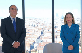 ep la subsecretaria de asuntos economicos y transformacion digital amparo lopez senovilla y el