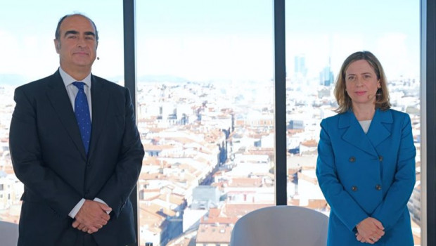 ep la subsecretaria de asuntos economicos y transformacion digital amparo lopez senovilla y el