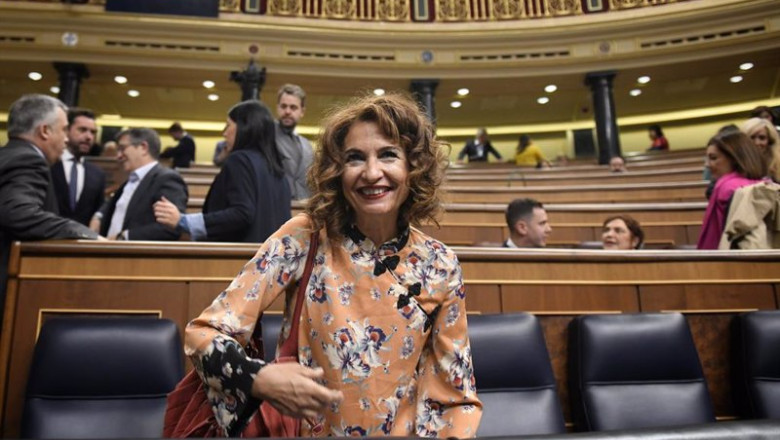ep la vicepresidenta primera y ministra de hacienda maria jesus montero durante una sesion plenaria 20241031133503 ep la vicepresidenta primera y ministra de hacienda maria jesus montero durante una sesion plenaria 20241031133503