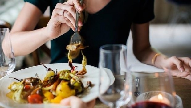 PIXABAY ep menjar menjant restaurant menjar verdures dieta