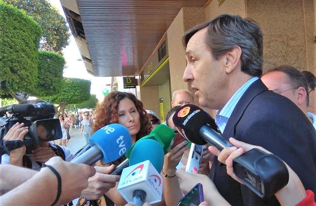 ep rafael hernando atiendelos mediosalmeria