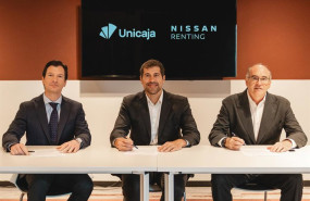 ep unicaja y nissan firman un acuerdo de renting para vehiculos electricos