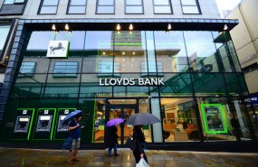 image of the news Lloyds Q1 46% profit jump beats expectations