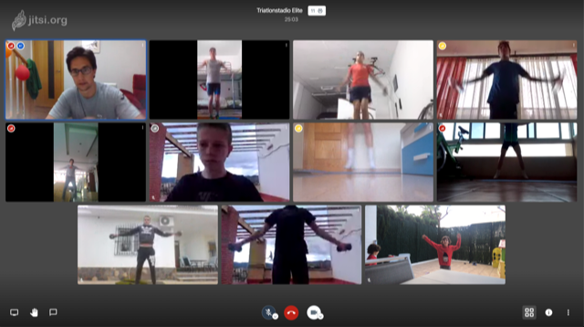 1587717975 entrenamiento club triatlon stadio alicante