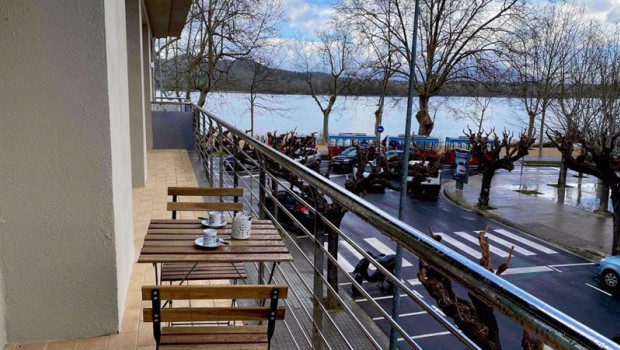 ep alojamiento de airbnb cerca del agua