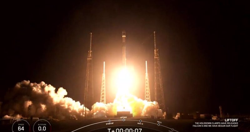 ep archivo   momento del despegue del satelite amazonas nexus de la compania hispasat el pasado 7 de