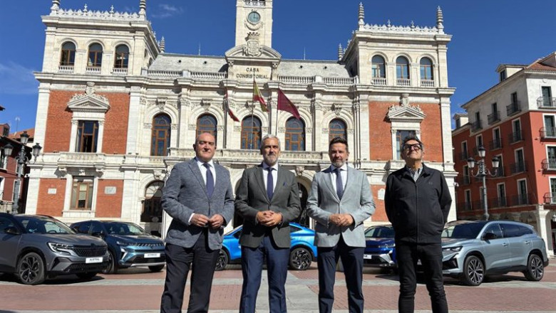 ep de izquierda a derecha jesus julio carnero jose antonio leon capitan ignacio rodriguez solano y ep de izquierda a derecha jesus julio carnero jose antonio leon capitan ignacio rodriguez solano y