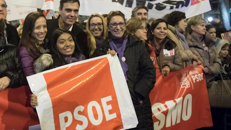 El líder del PSOE, Pedro Sánchez, en la manifestación feminista del 8 de Marzo | PSOE - Archivo ep el lider del psoe pedro sanchez en la manifestacion feminista del 8 de marzo