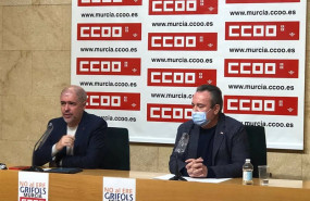 ep el secretario general de la confederacion sindical de ccoo unai sordo junto a santiago navarro