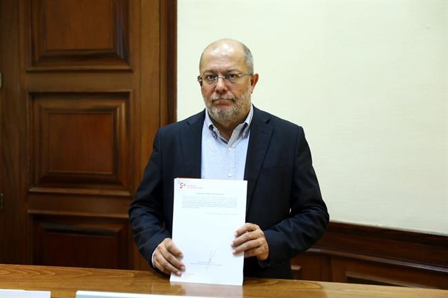 Francisco Igea presenta Ley para castigar la oferta de pseudoterapias en cáncer | CIUDADANOS ep francisco igea presenta leycastigarofertapseudoterapiascancer
