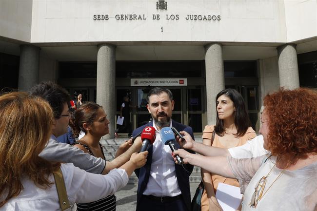 Ignacio Escolar y Raquel Ejerique declaran por el máster de Cifuentes | MARTA FERNÁNDEZ/EUROPA PRESS ep ignacio escolarraquel ejerique declaranmastercifuentes