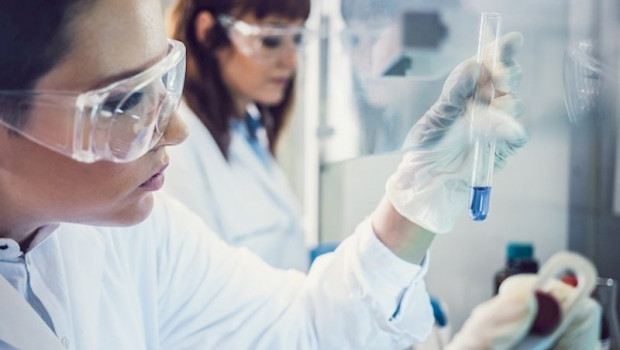 ep investigadoras en un laboratorio