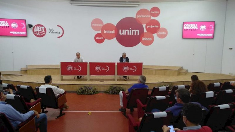 Ismael Sáez y Pepe Álvarez en una reunión del Consejo Nacional de UGT PV | UGT ep ismael saez y pepe alvarez en una reunion del consejo nacional de ugt pv