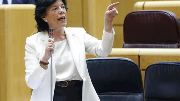 ep la ministra de educacion isabel celaa durante su intervencion en la sesion de control al gobierno