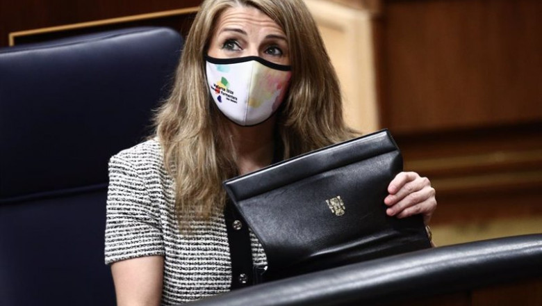 La ministra de Trabajo, Yolanda Díaz, durante una sesión plenaria celebrada en el Congreso | EUROPA PRESS/E. Parra. POOL - Europa Press ep la ministra de trabajo yolanda diaz durante una sesion plenaria celebrada en el congreso