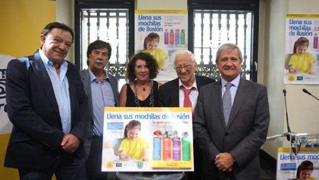 ep mensajerosla pazcorreos reunen apoyosla compramaterial escolar