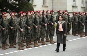 ep visitala ministradefensa margarita robles aacademiainfanteria